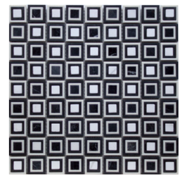 Miro Black/White
