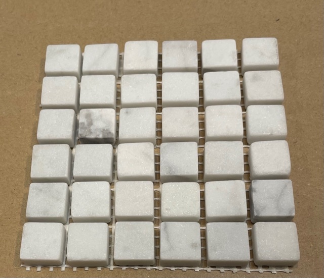 Marbre - Bianco Carrara mat,1.5 x 1.5 cm, Par 100g