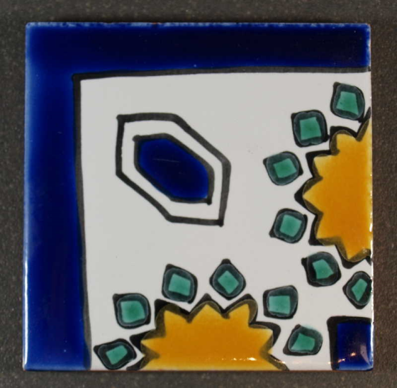 Listel d'Angle Faience Tunis Triangle Jaune et Vert 7.5 cm