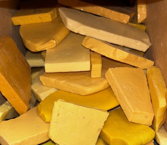 Morceaux de Dalles de Smalt Orsoni Jaune Moutarde, par 500g