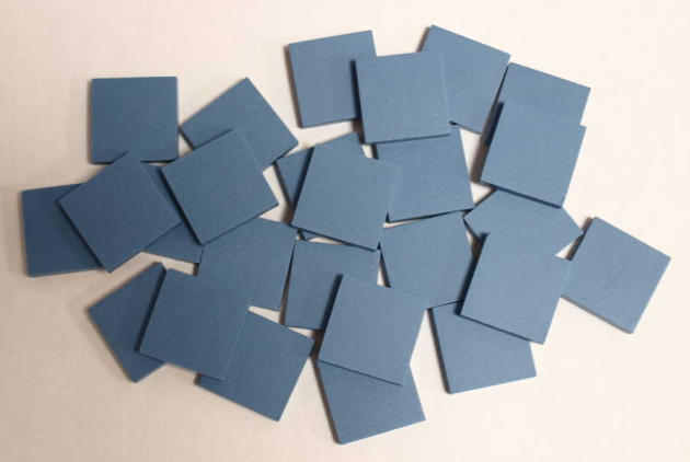 Grès Cérame 2 x 2 cm Bleu Foncé, par 100g