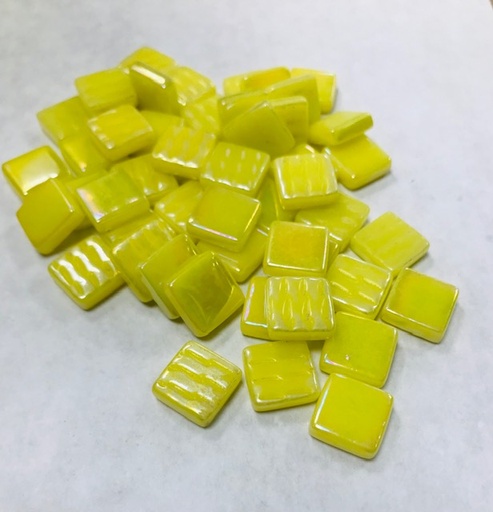 [028] Pate de Verre 1.2 x 1.2 cm - Jaune Citron irisé, Par 100 g.