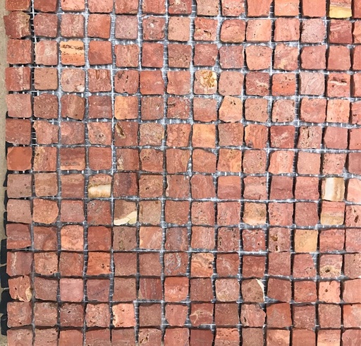 [CHATEAU COBBLE RED ] Marbre Rouge  2 x 2 cm , par 100 g . 