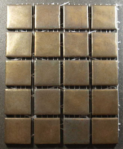 [elogy oda] Pate de Verre Titane Irisé-Satiné  2.4 x 2.4 cm, par 100g